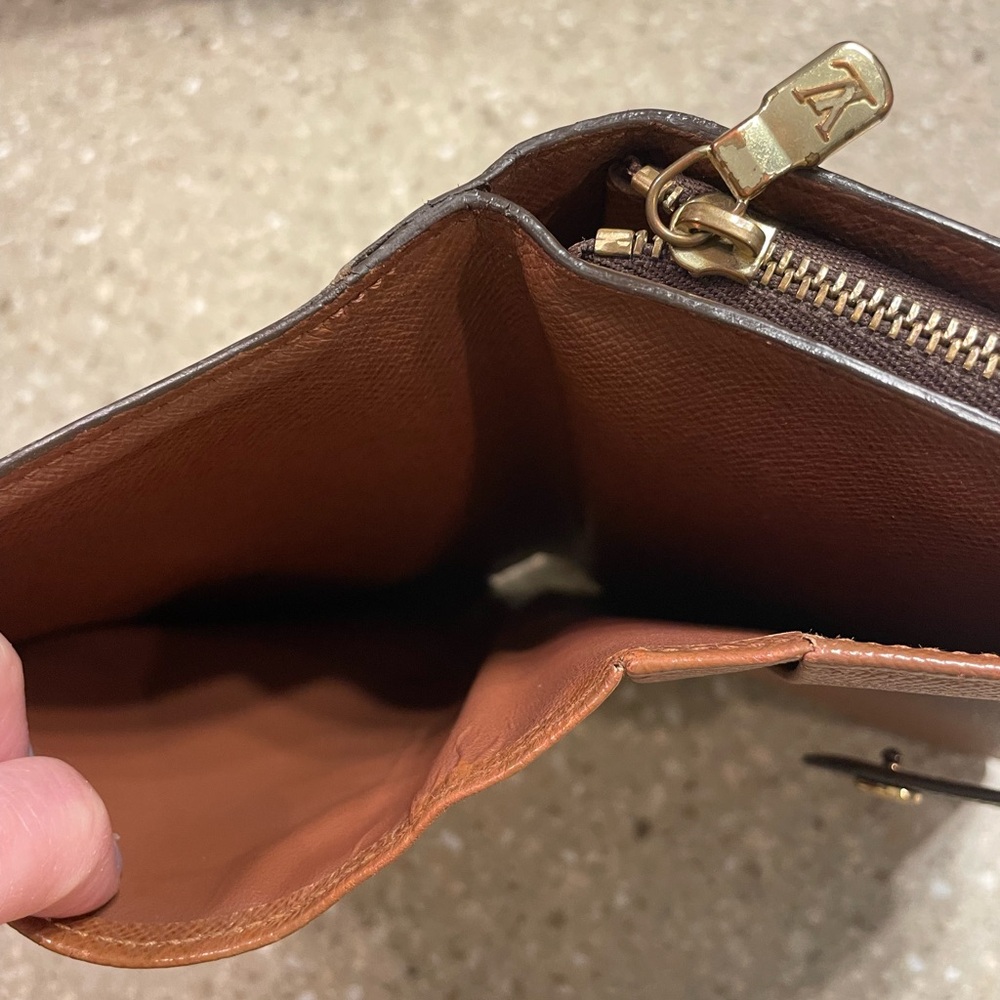 Monogrammed Brown Wallet - Picture 8 of 12